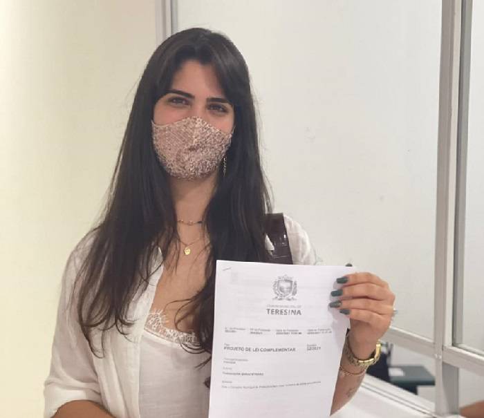 Vereadora Thanandra pede reabertura do inquérito sobre morte da cadela Lua